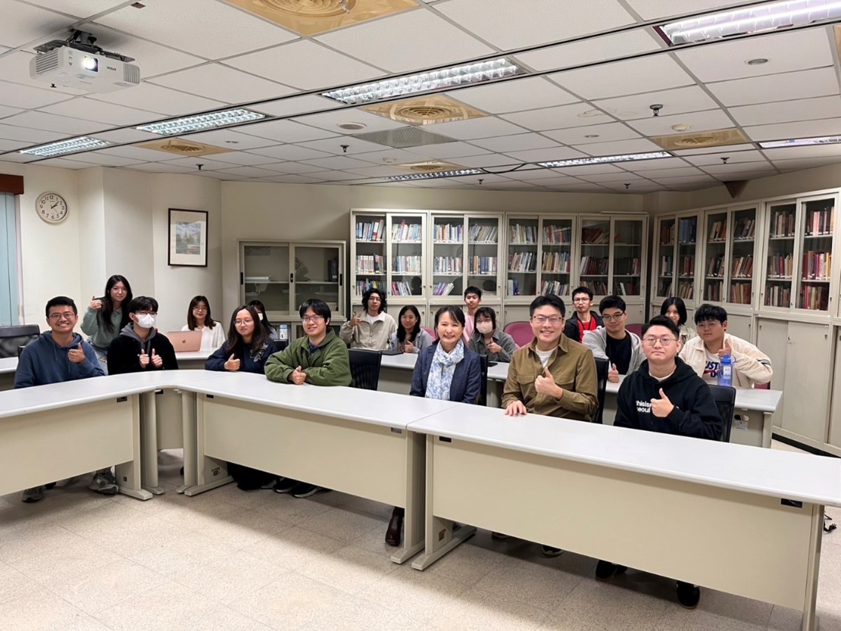 東亞所邀請尤怡文談鏡像中國：理論、歷史、現場迷離的交錯